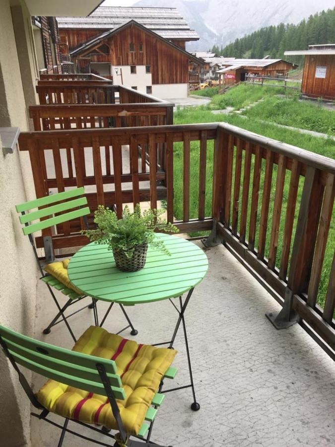 Studio Vue Piste + Parking Souterrain Privatif Inclus Les Orres Exterior foto
